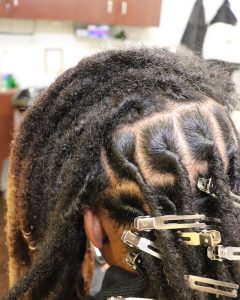 retwist on thick locs
